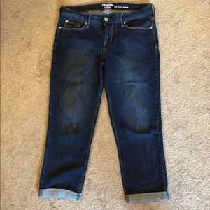 Modern crop fit jeans